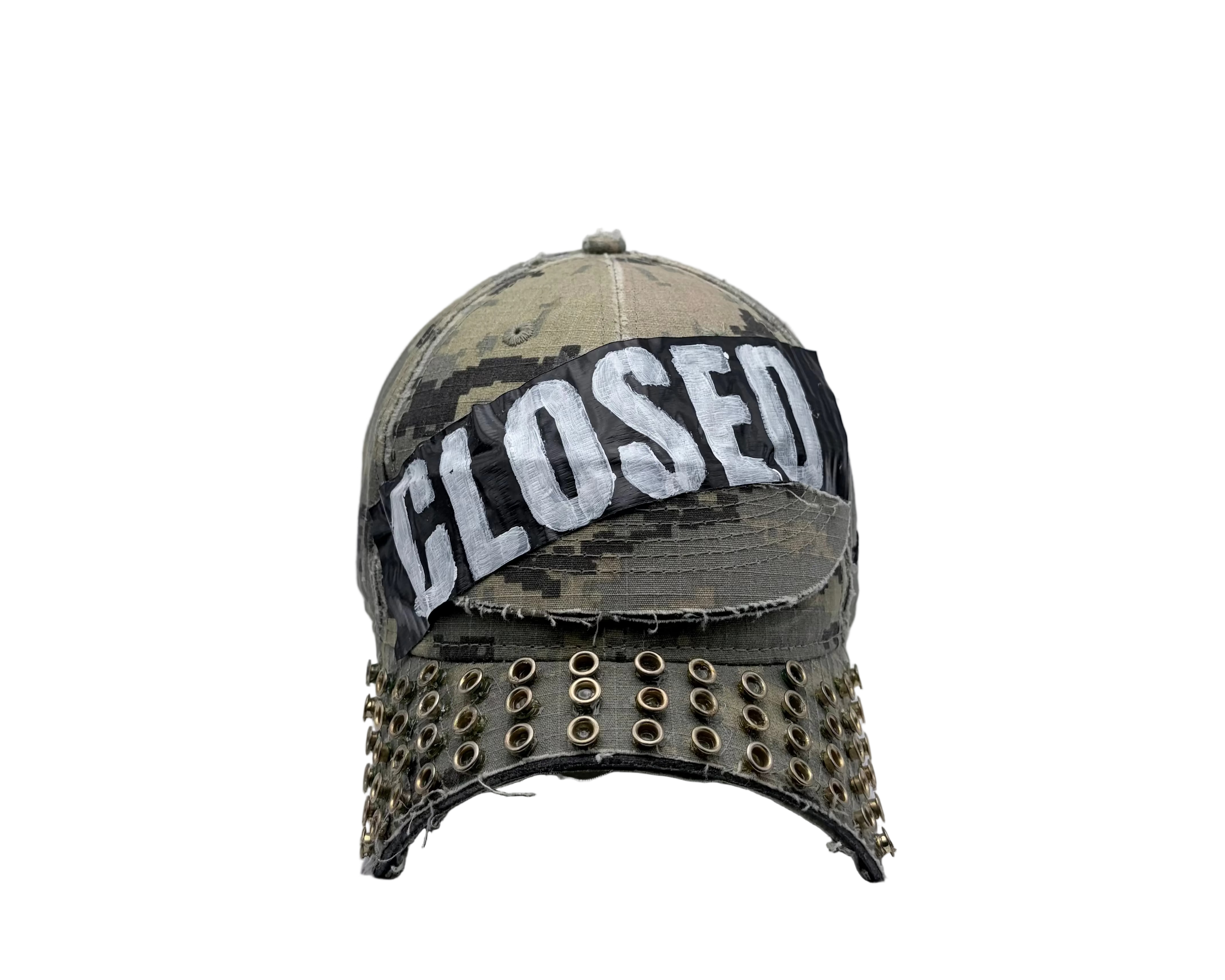 014 "CLOSED CAMO"