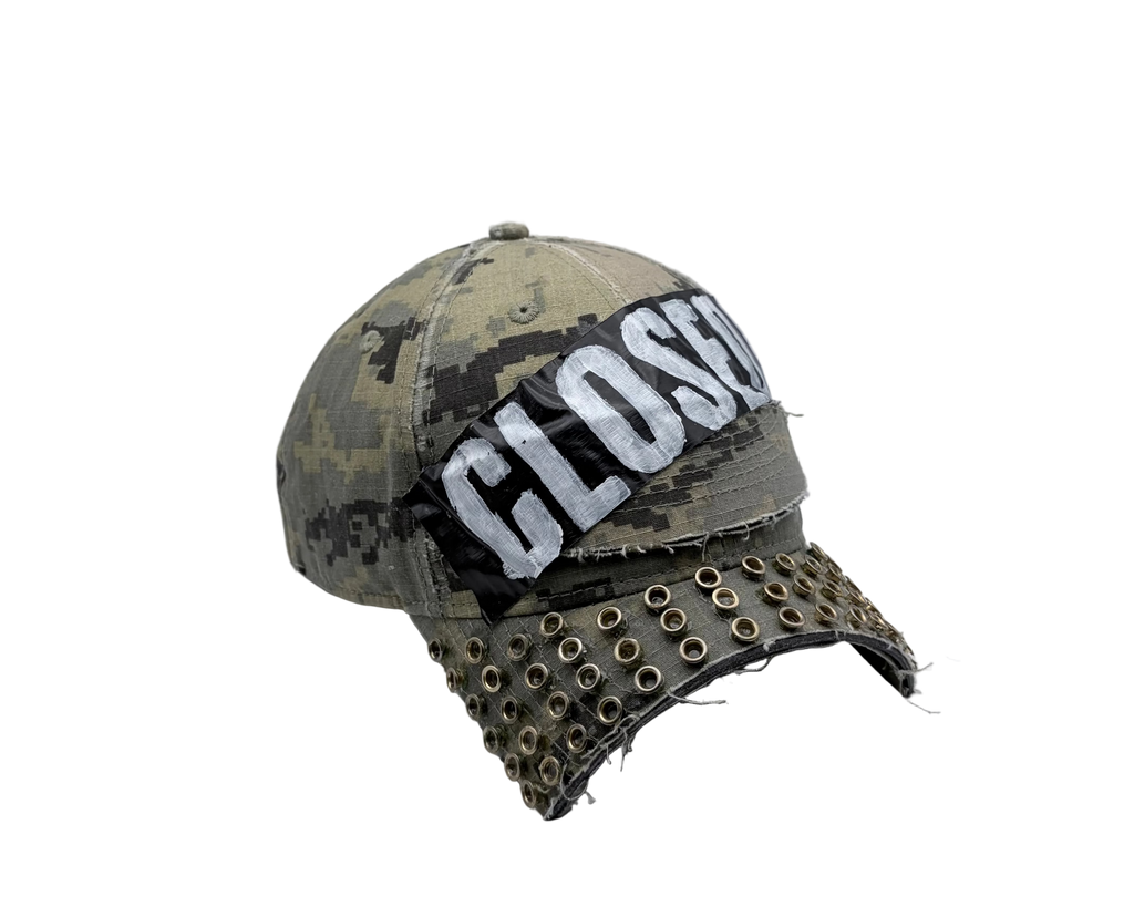 014 "CLOSED CAMO"