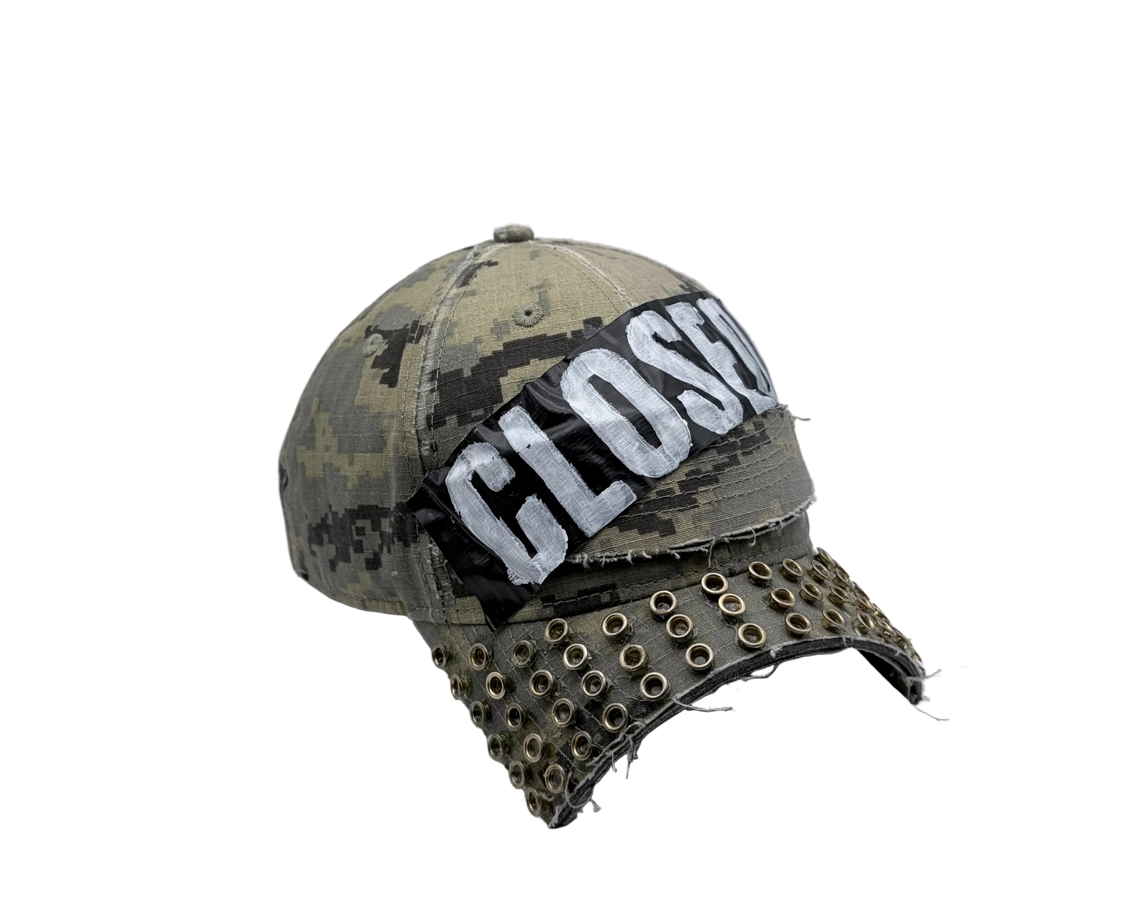 014 "CLOSED CAMO"