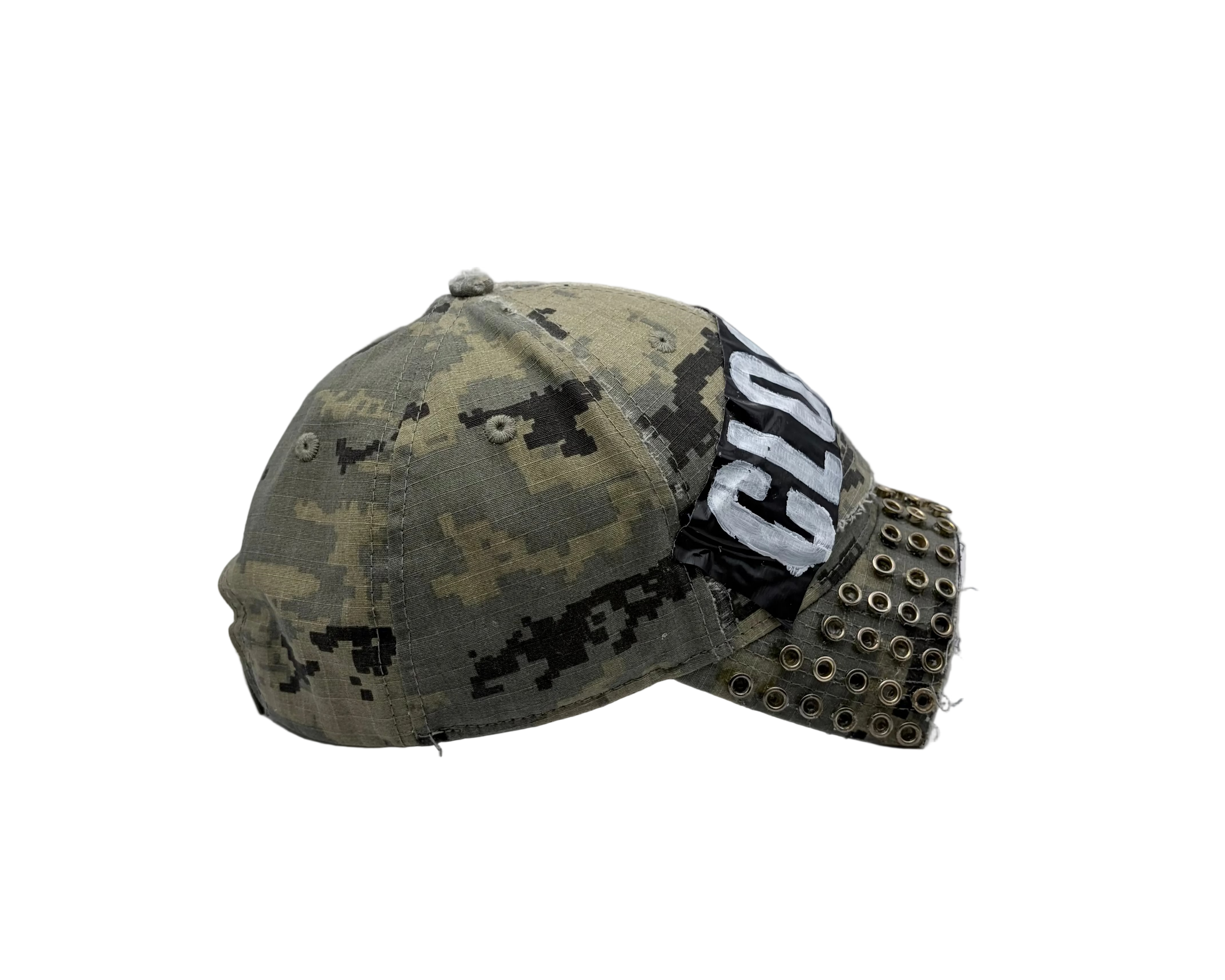 014 "CLOSED CAMO"